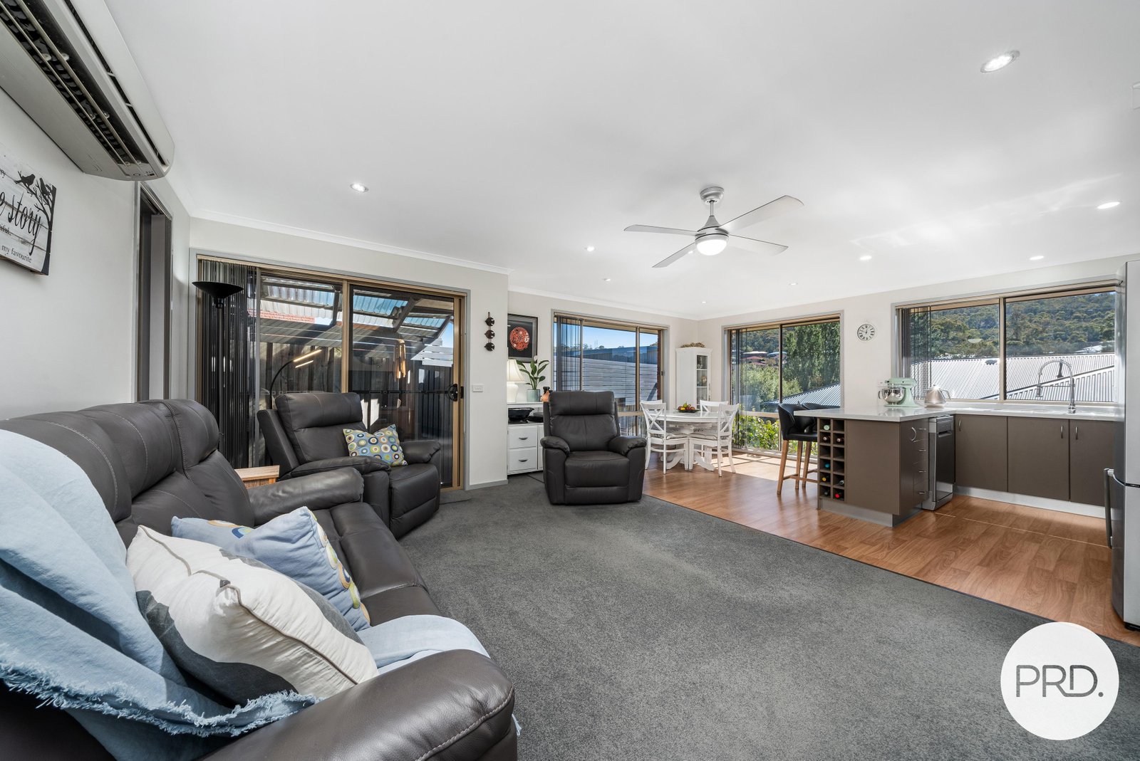 1/14 Dumbarton Drive GEILSTON BAY 21