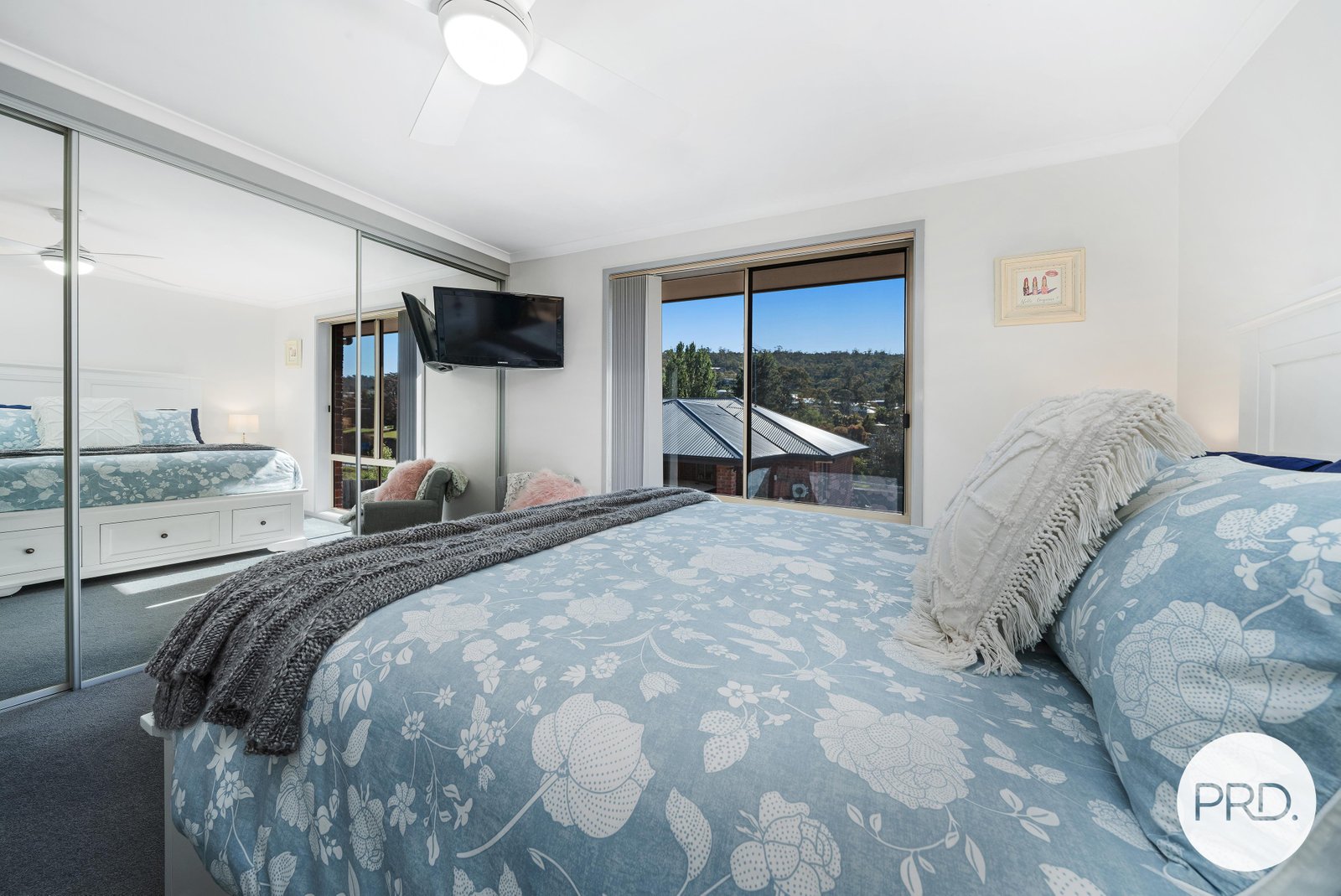 1/14 Dumbarton Drive GEILSTON BAY 23