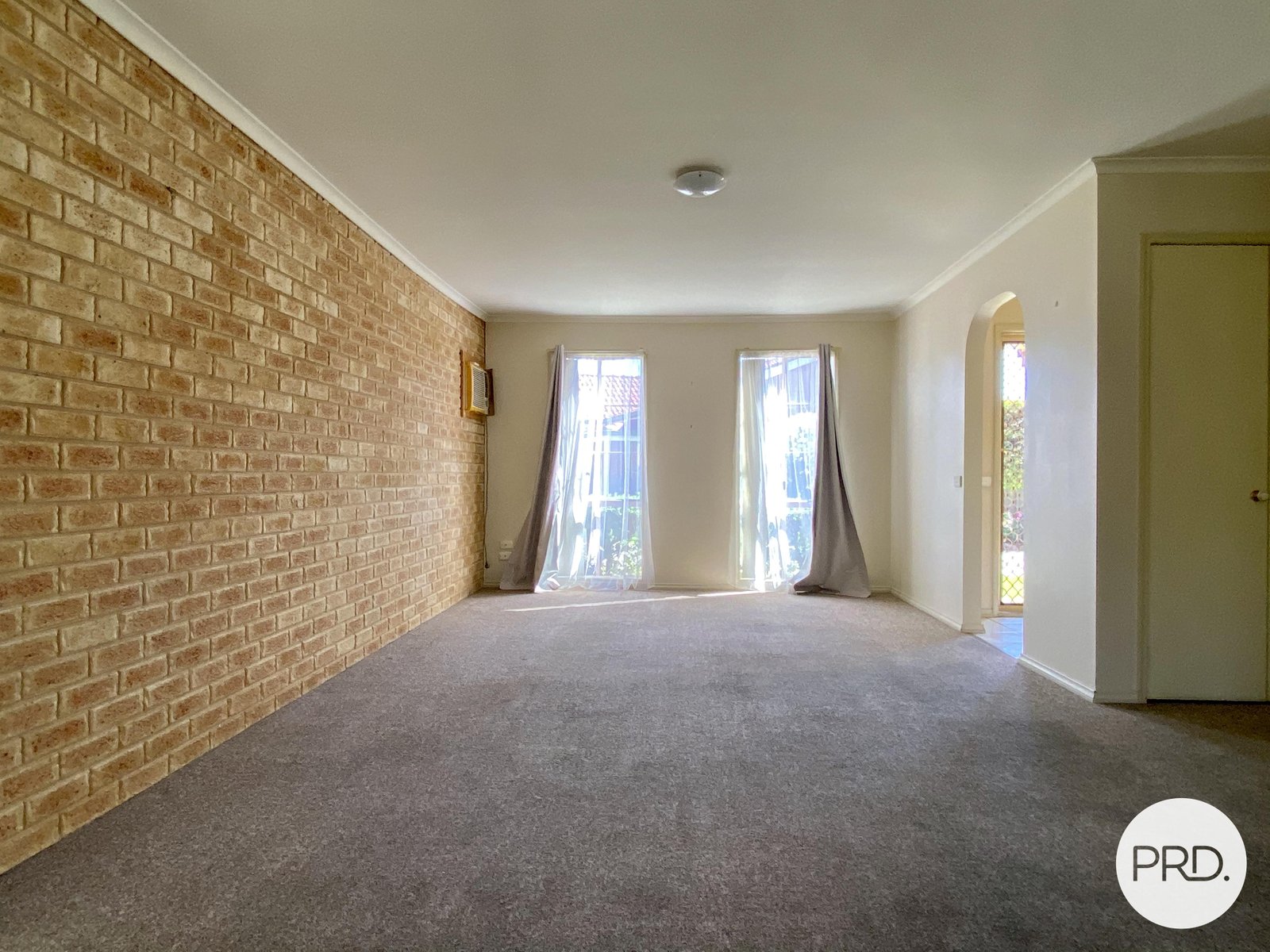 1/14 Graetz Court LAVINGTON 4