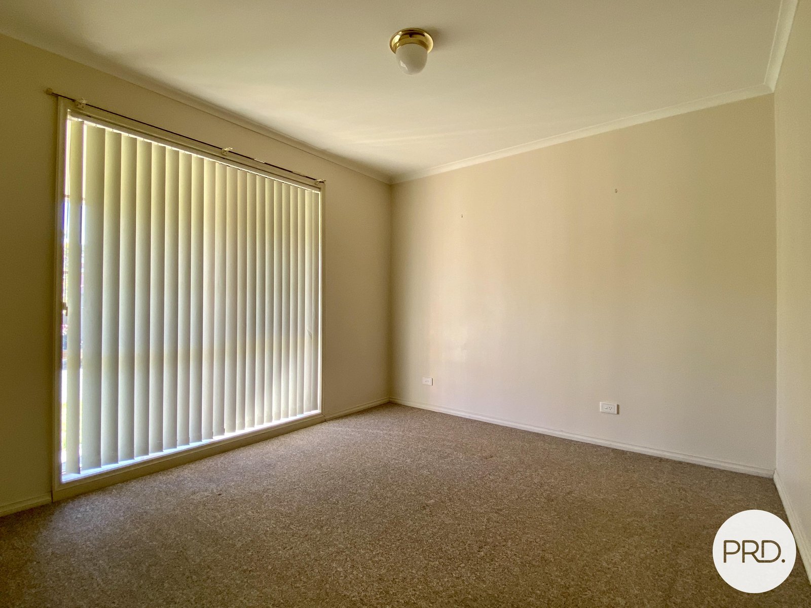 1/14 Graetz Court LAVINGTON 8