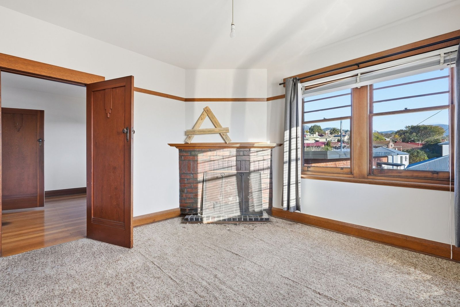 1/14 Greenway Avenue LENAH VALLEY 5