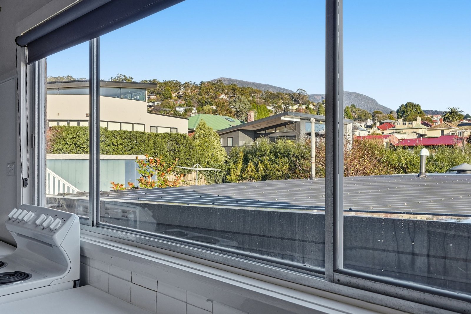 1/14 Greenway Avenue LENAH VALLEY 8