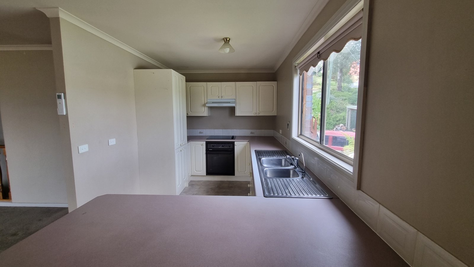 114 Howick St  TUMUT 2