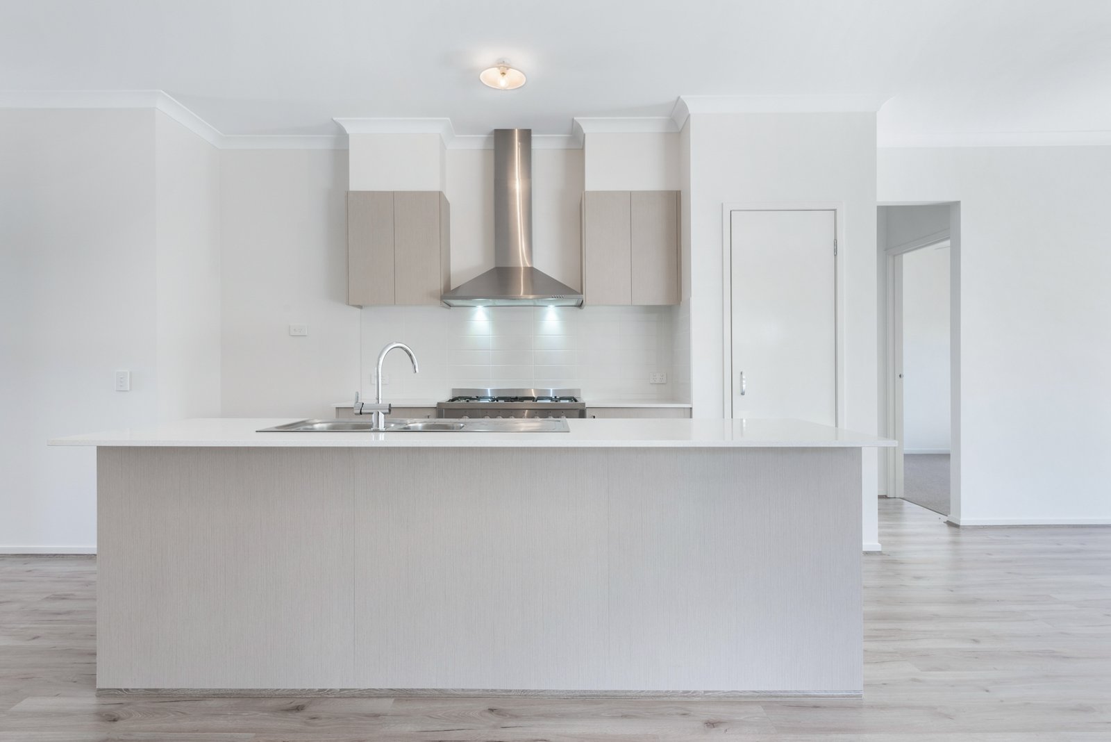 Gallery: 1/14 Huon Court