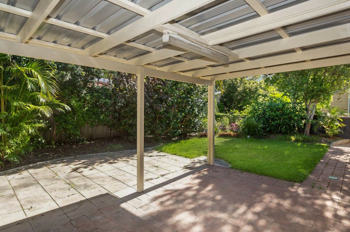 1/14 Illusion Court OXENFORD 13