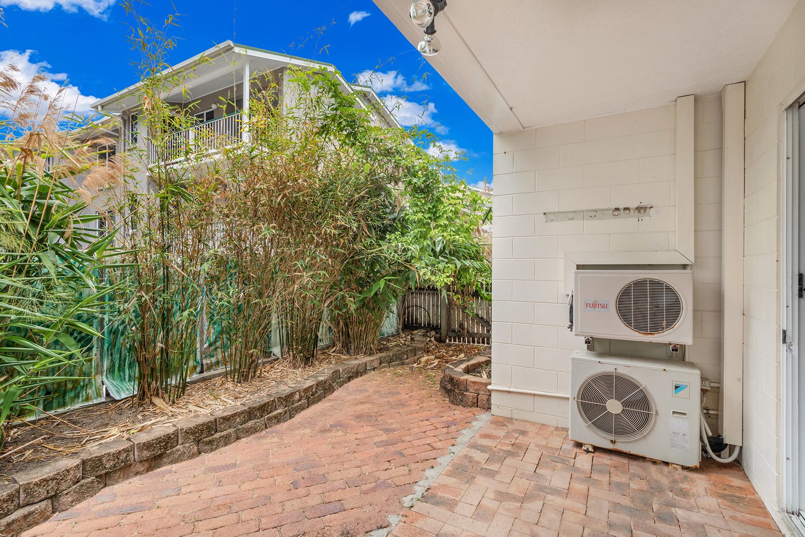 1/14 Island Drive CANNONVALE 11