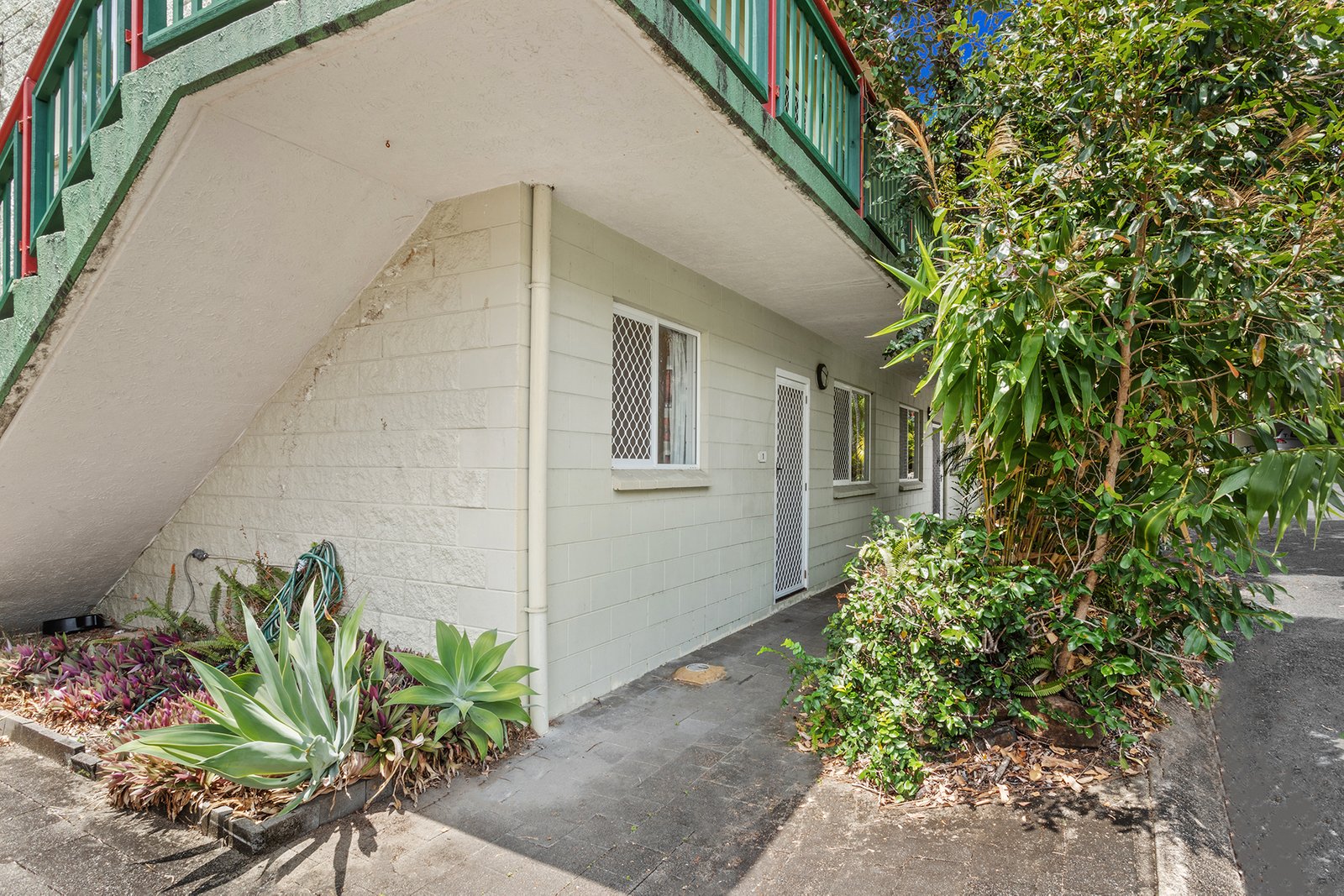 1/14 Island Drive CANNONVALE 10