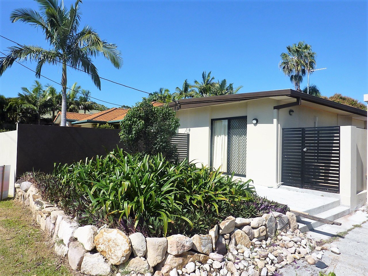 1/14 Judith Avenue SOUTHPORT 1
