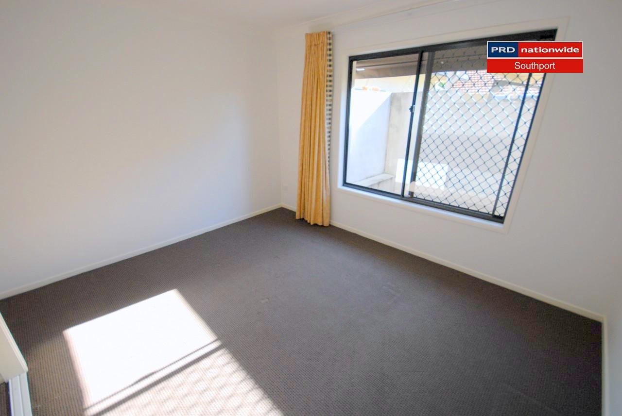 1/14 Judith Avenue SOUTHPORT 7