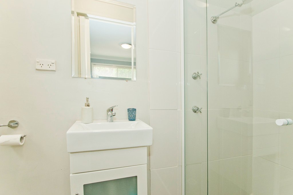 114 Lake Entrance Road OAK FLATS 7