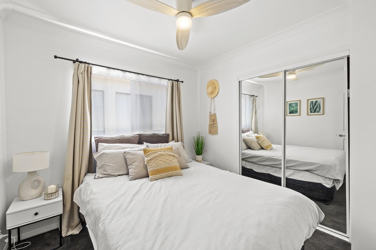 1/14 Miami Shore Parade MIAMI 10