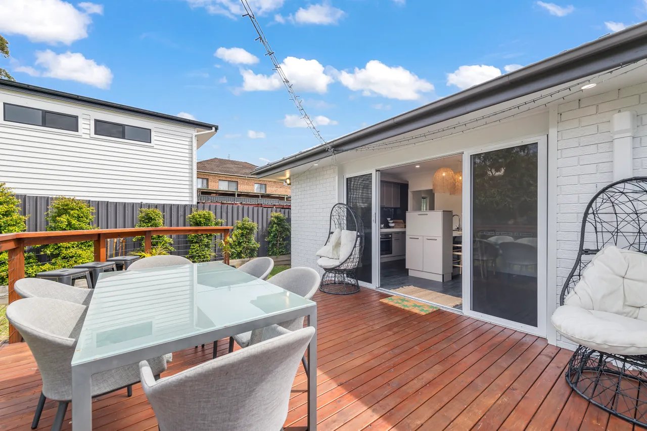 114 Morna Point Road ANNA BAY 16