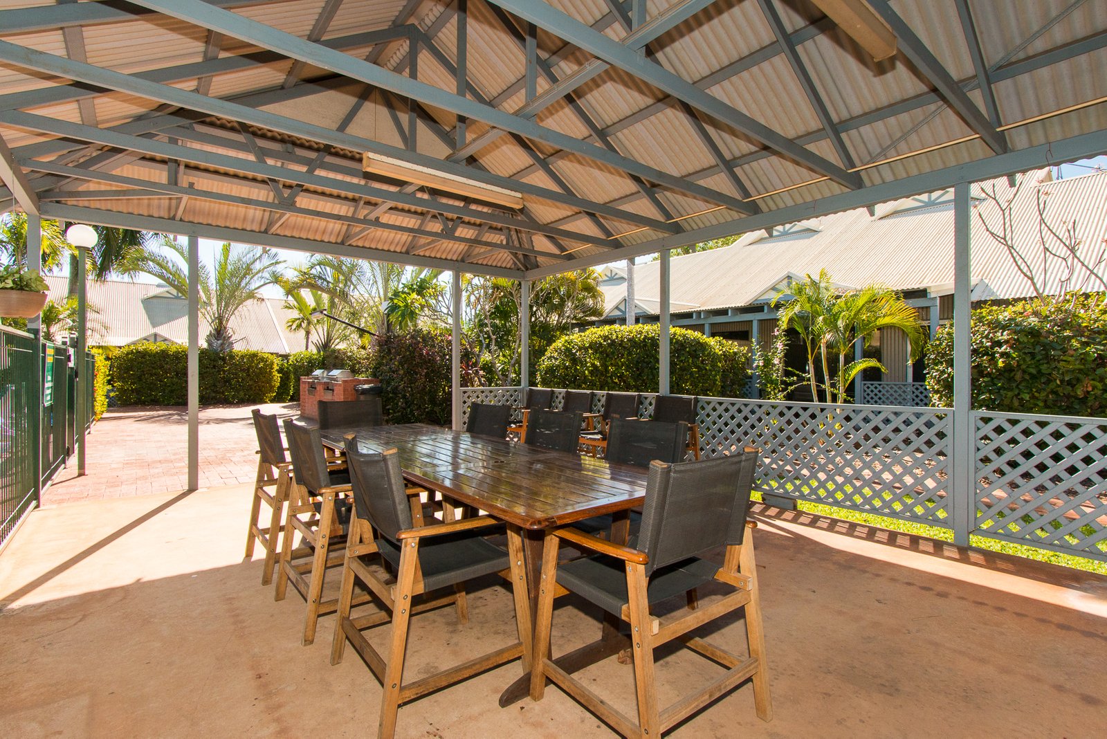 11/4 Murray Road CABLE BEACH 11