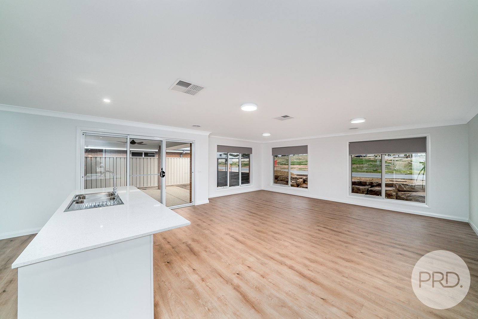 1/14 Muttama Parade GOBBAGOMBALIN 3