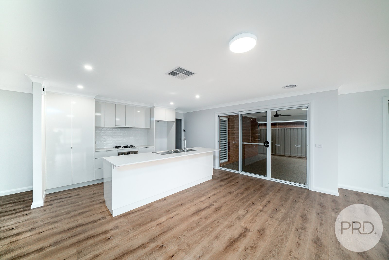 1/14 Muttama Parade GOBBAGOMBALIN 4