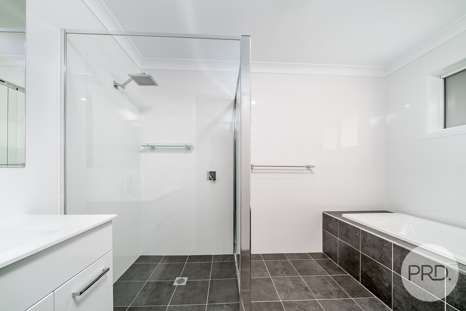 1/14 Muttama Parade GOBBAGOMBALIN 10