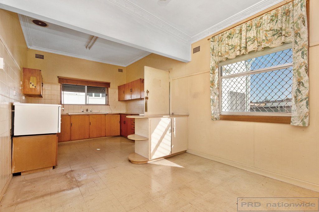 114 New England Highway RUTHERFORD 11