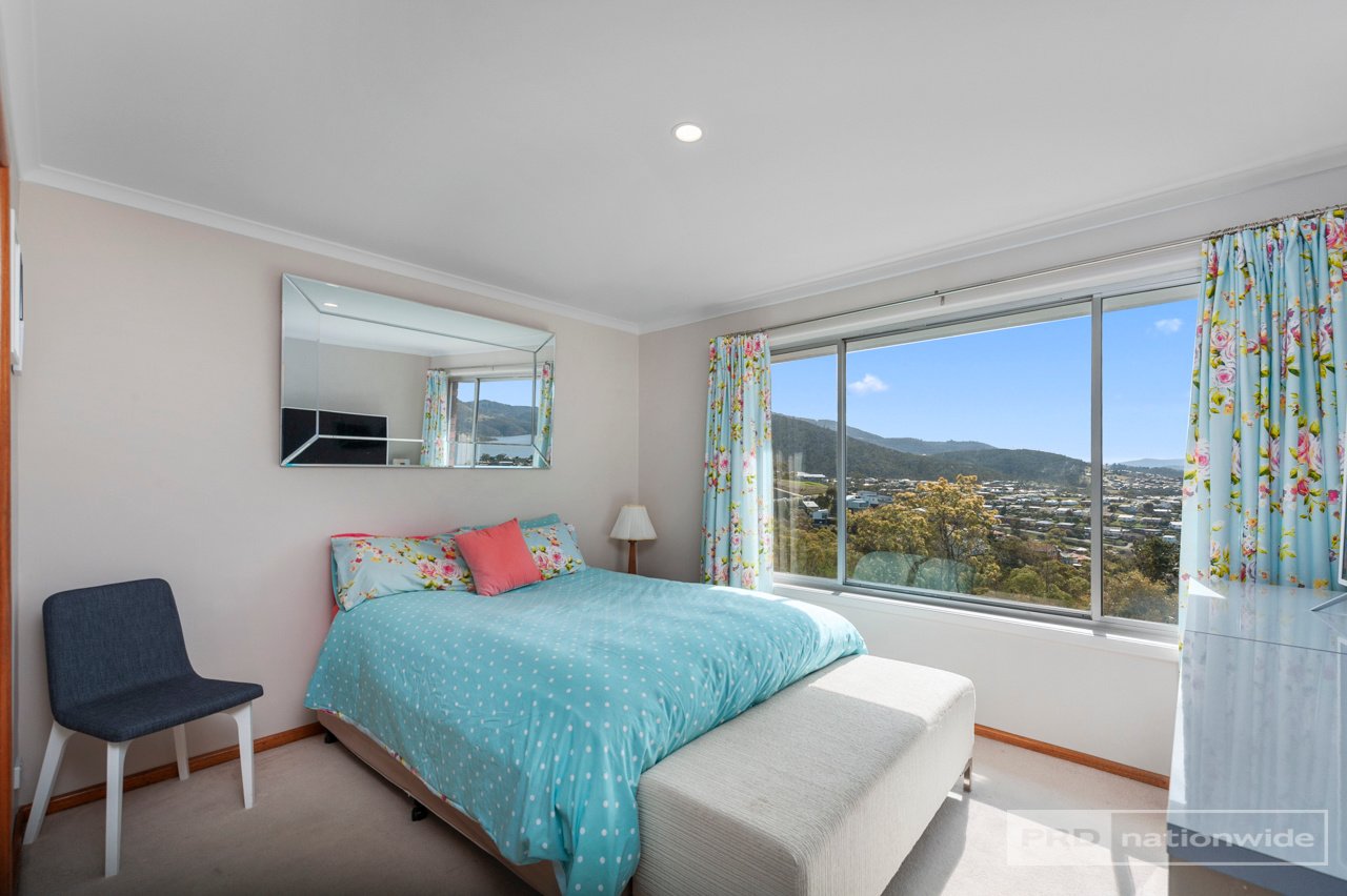 1/14 Officer Street ROSETTA 10