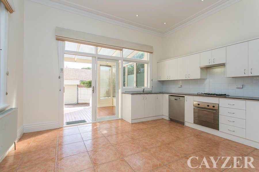 Gallery: 114 Park Street