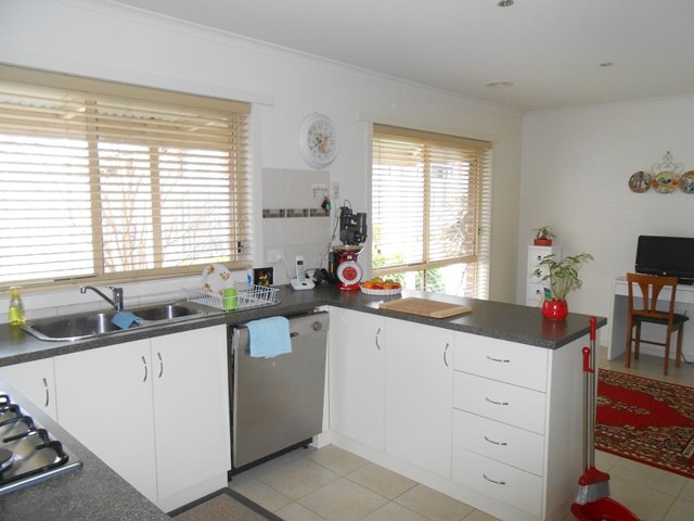 1/14 Parkgate Lane SEBASTOPOL 11