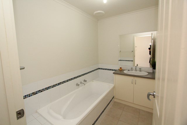 1/14 Parkgate Lane SEBASTOPOL 6