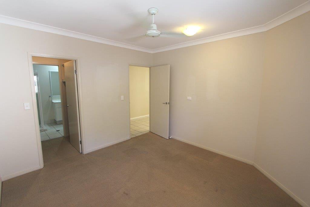 1/14 Pilar Court MOLENDINAR 6