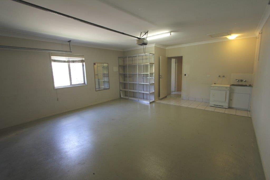 1/14 Pilar Court MOLENDINAR 12