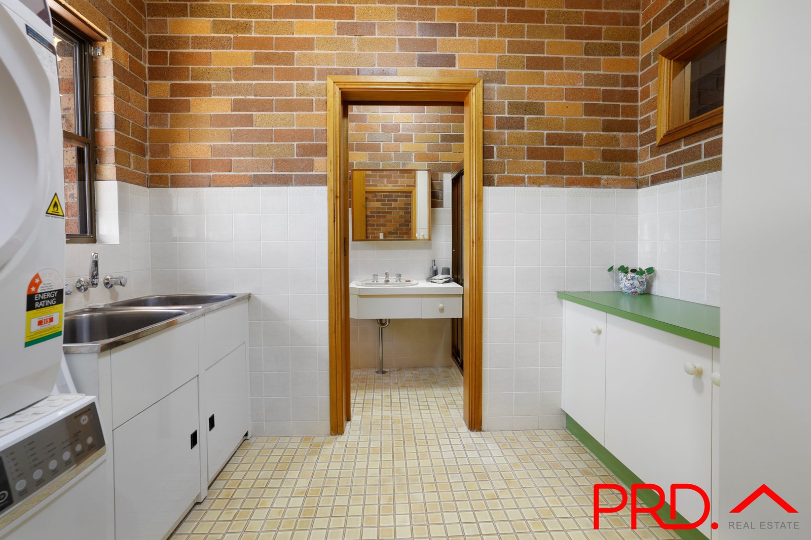 114 Raglan Street TAMWORTH 12