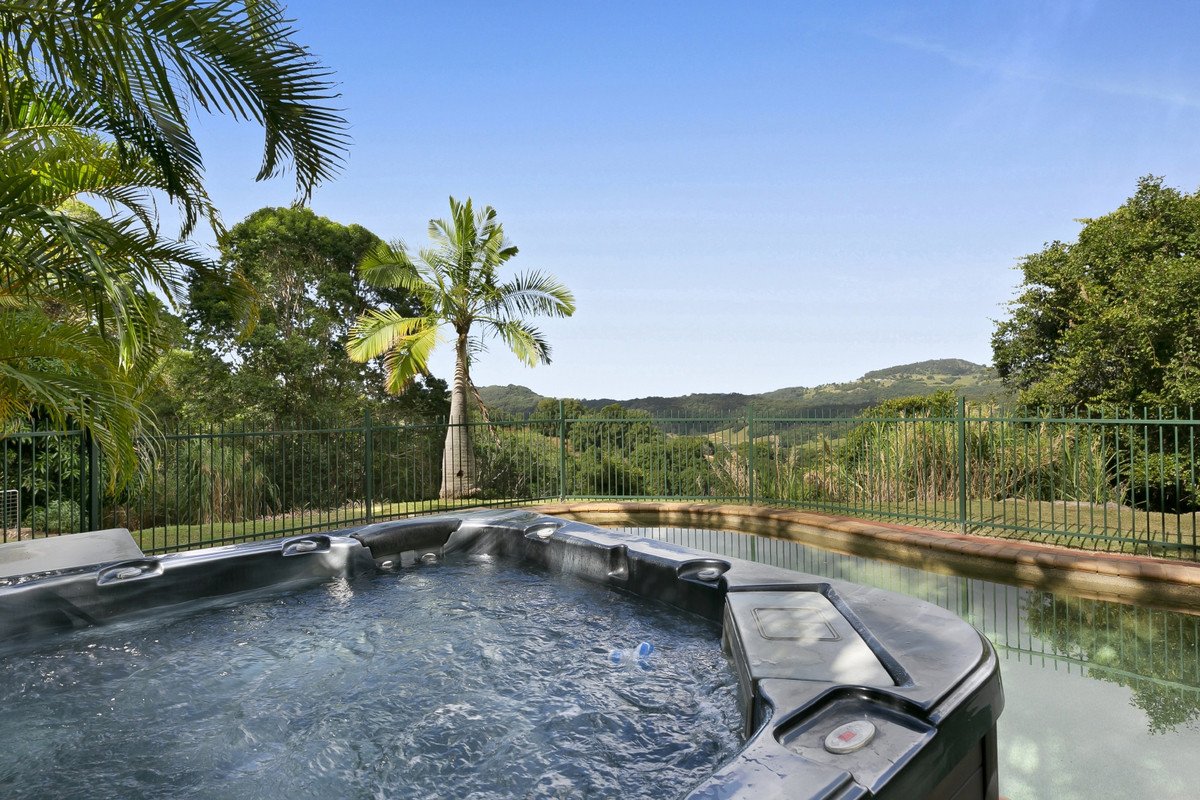 114 Reynolds Road Currumbin Valley 24