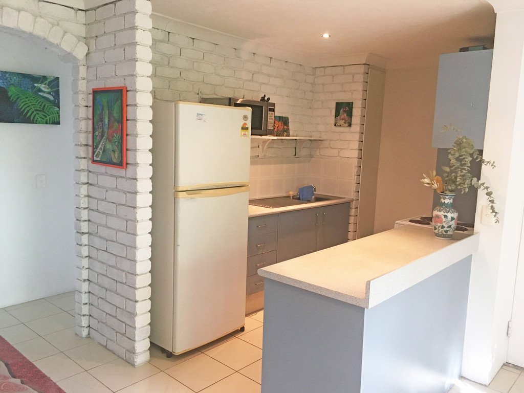 11/4 Rolan Court PALM BEACH 2