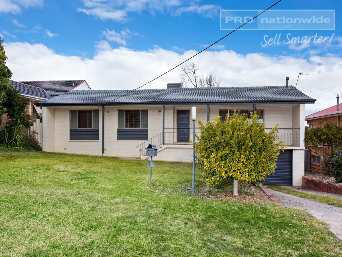 114 Simkin Crescent KOORINGAL 1