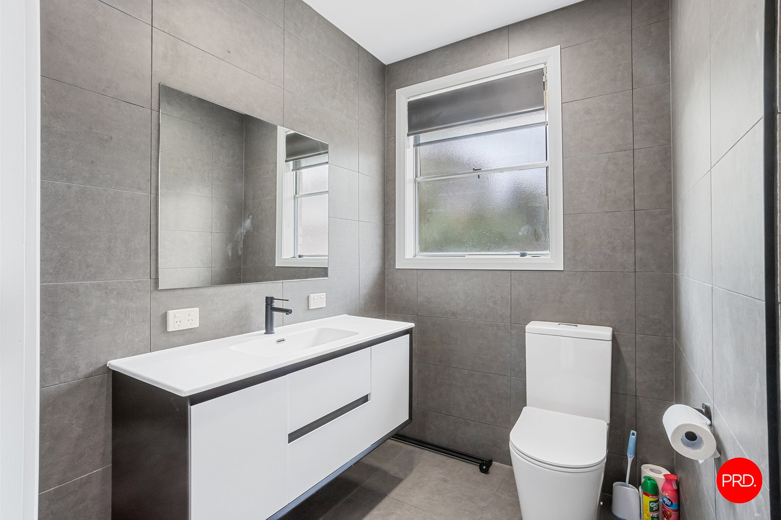 114 St Aidans Road KENNINGTON 10