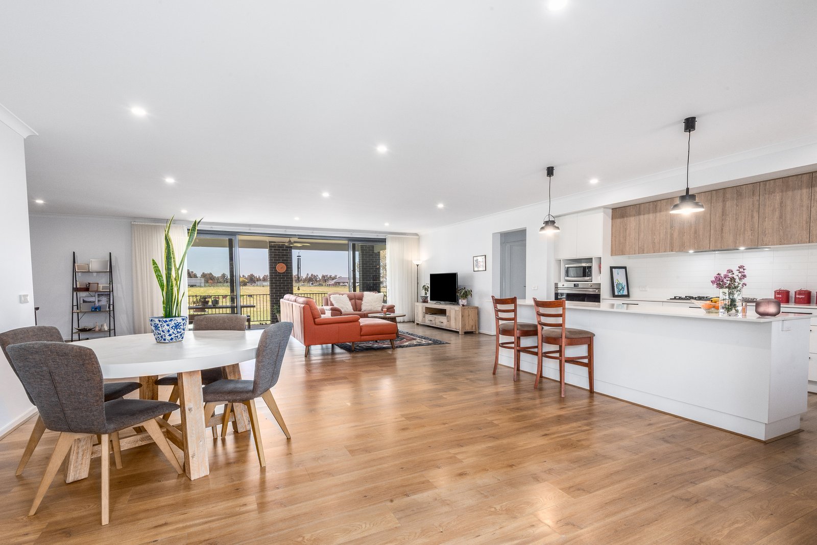 Gallery: 114 Teesdale Lethbridge Road
