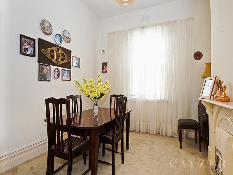 Gallery: 114 Tope Street