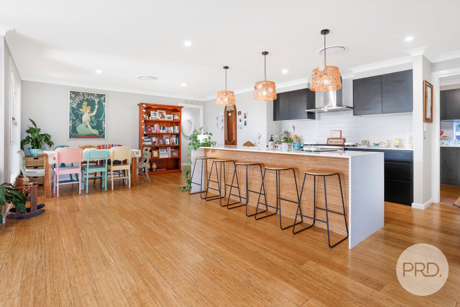 114 Verdelho Drive TAMWORTH 4