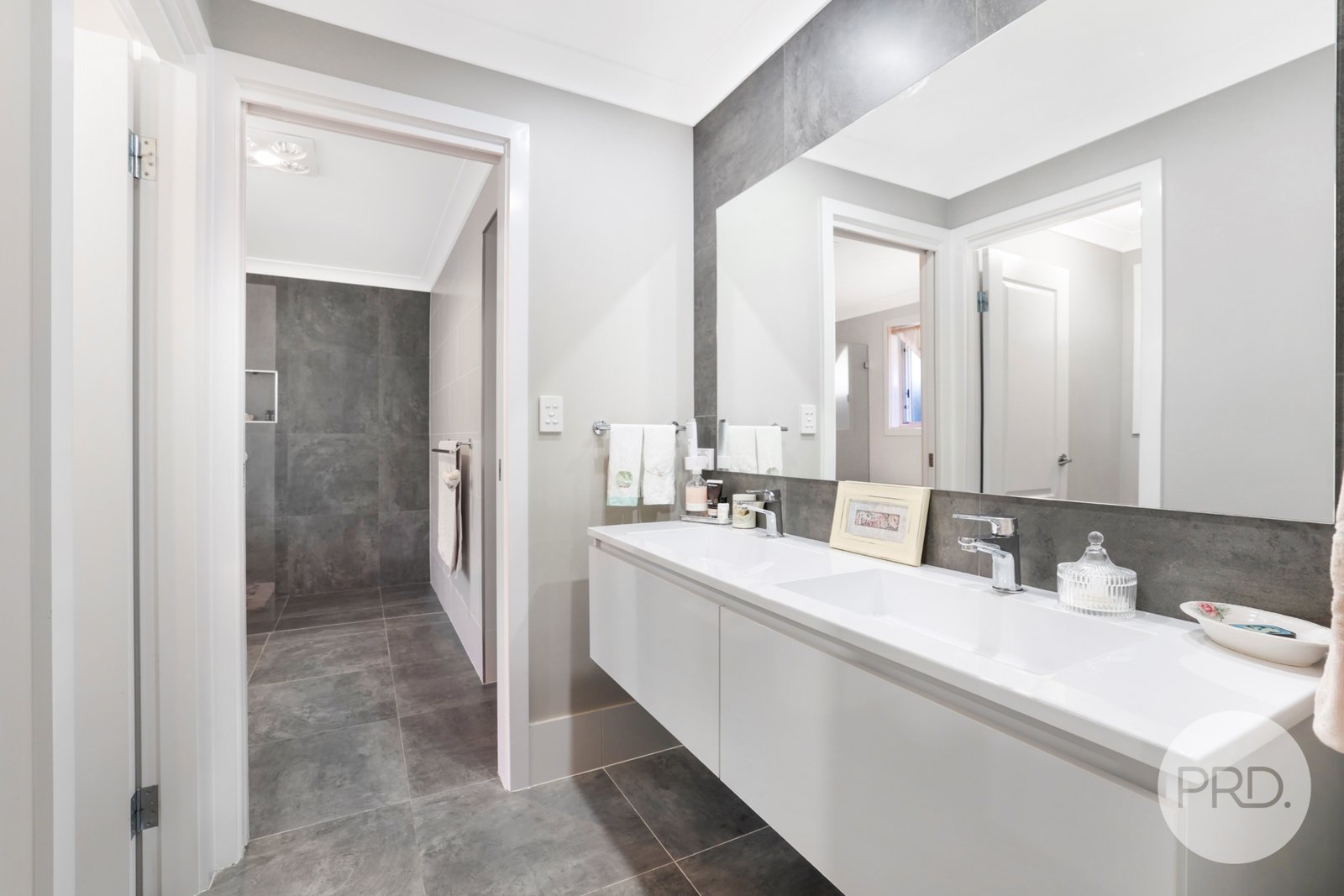 114 Verdelho Drive TAMWORTH 12