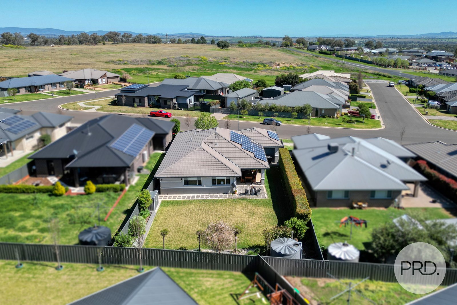 114 Verdelho Drive TAMWORTH 23