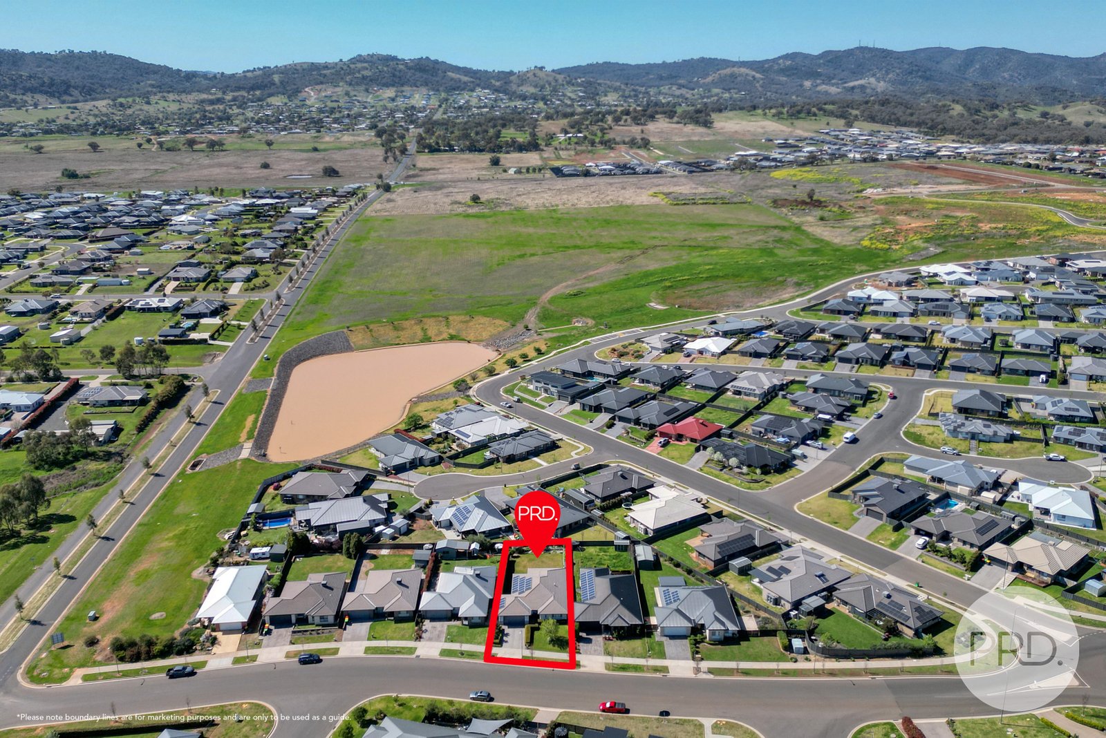 114 Verdelho Drive TAMWORTH 24