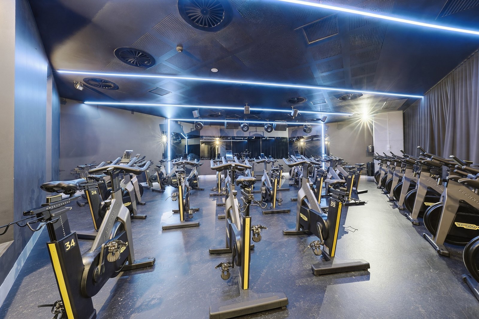 114 Virgin Active Gy/2-8 Brookhollow Avenue NORWEST 5