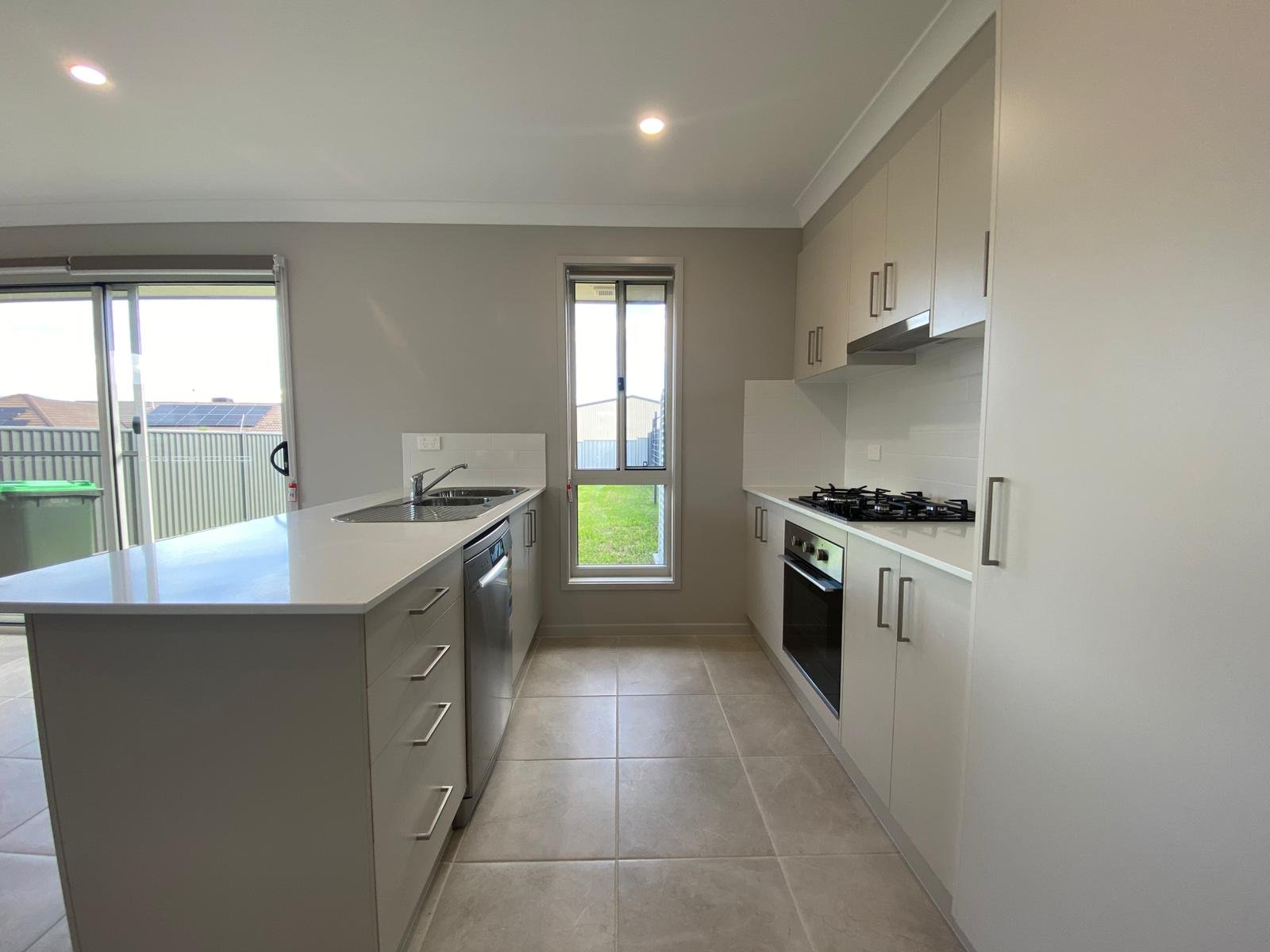 1/14 Wattle Street TAMWORTH 2