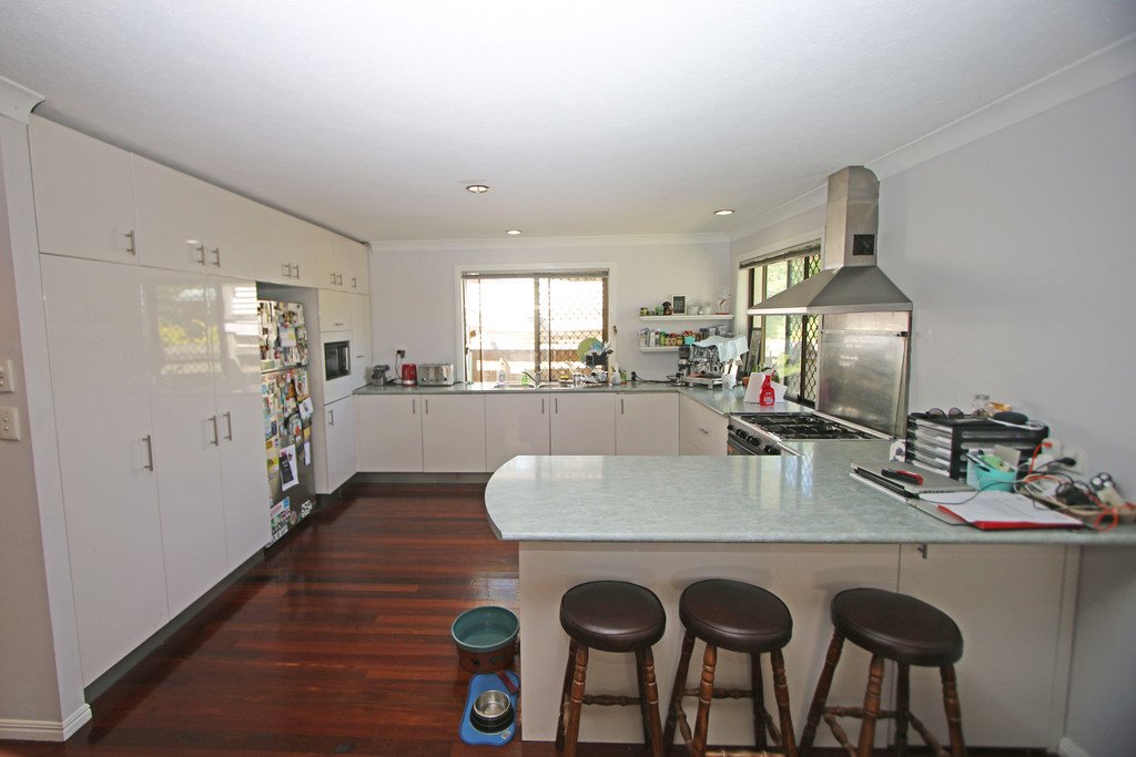 1/140 Eugaree Street SOUTHPORT 3