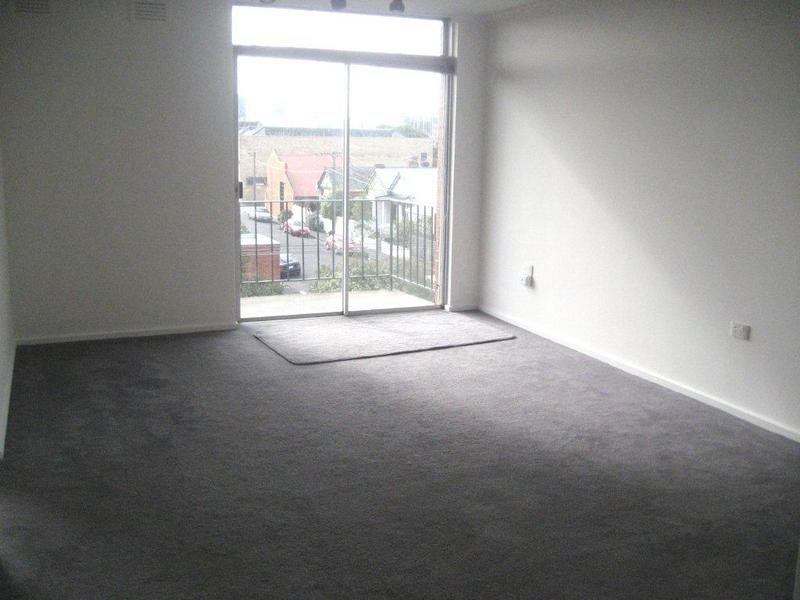 Gallery: 11/40 Upton Road