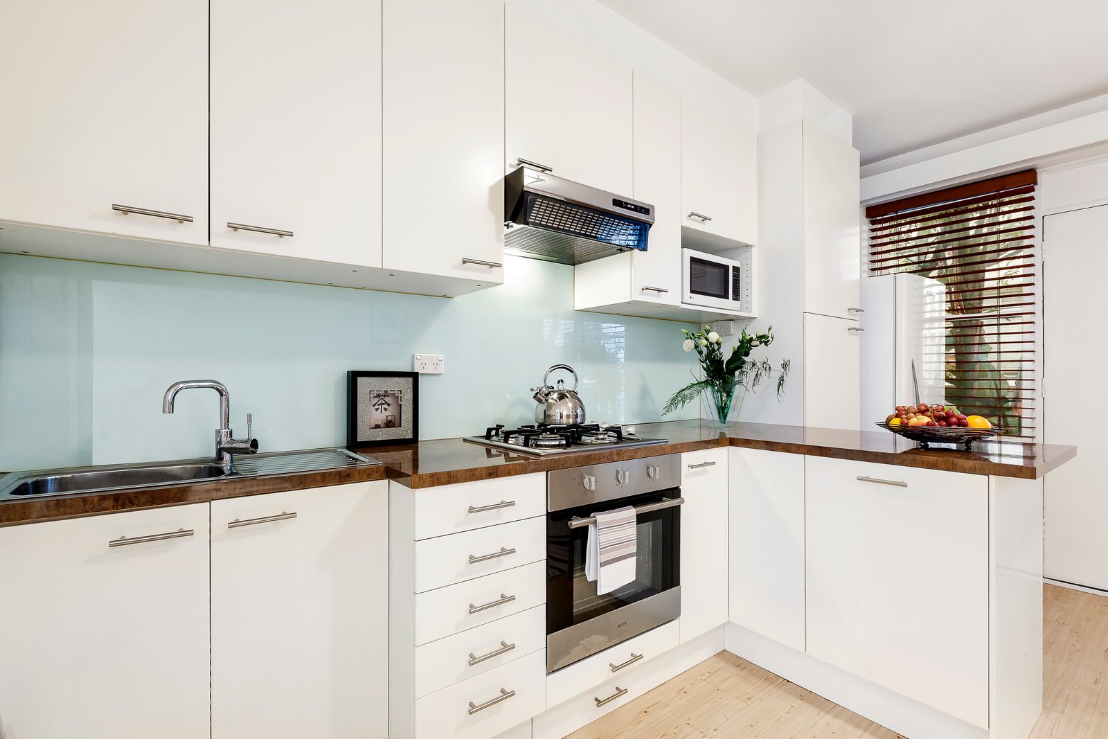 Gallery: 11/40 Waterloo Crescent