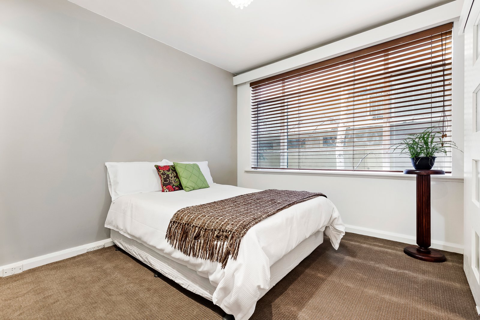 Gallery: 11/40 Waterloo Crescent