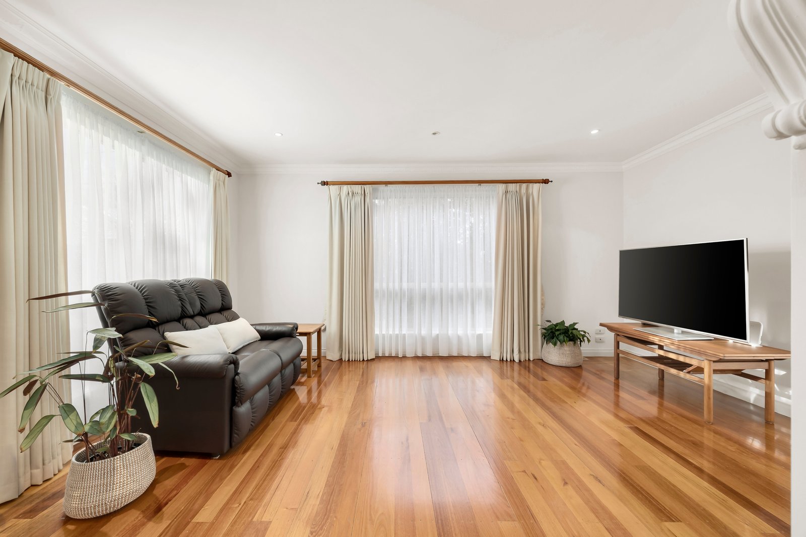 Gallery: 1/140 Wickham Road