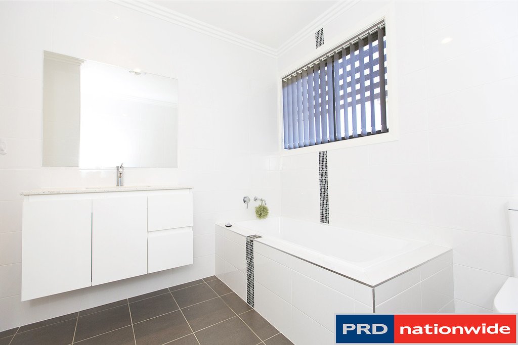 11/400 Glenmore Parkway GLENMORE PARK 5