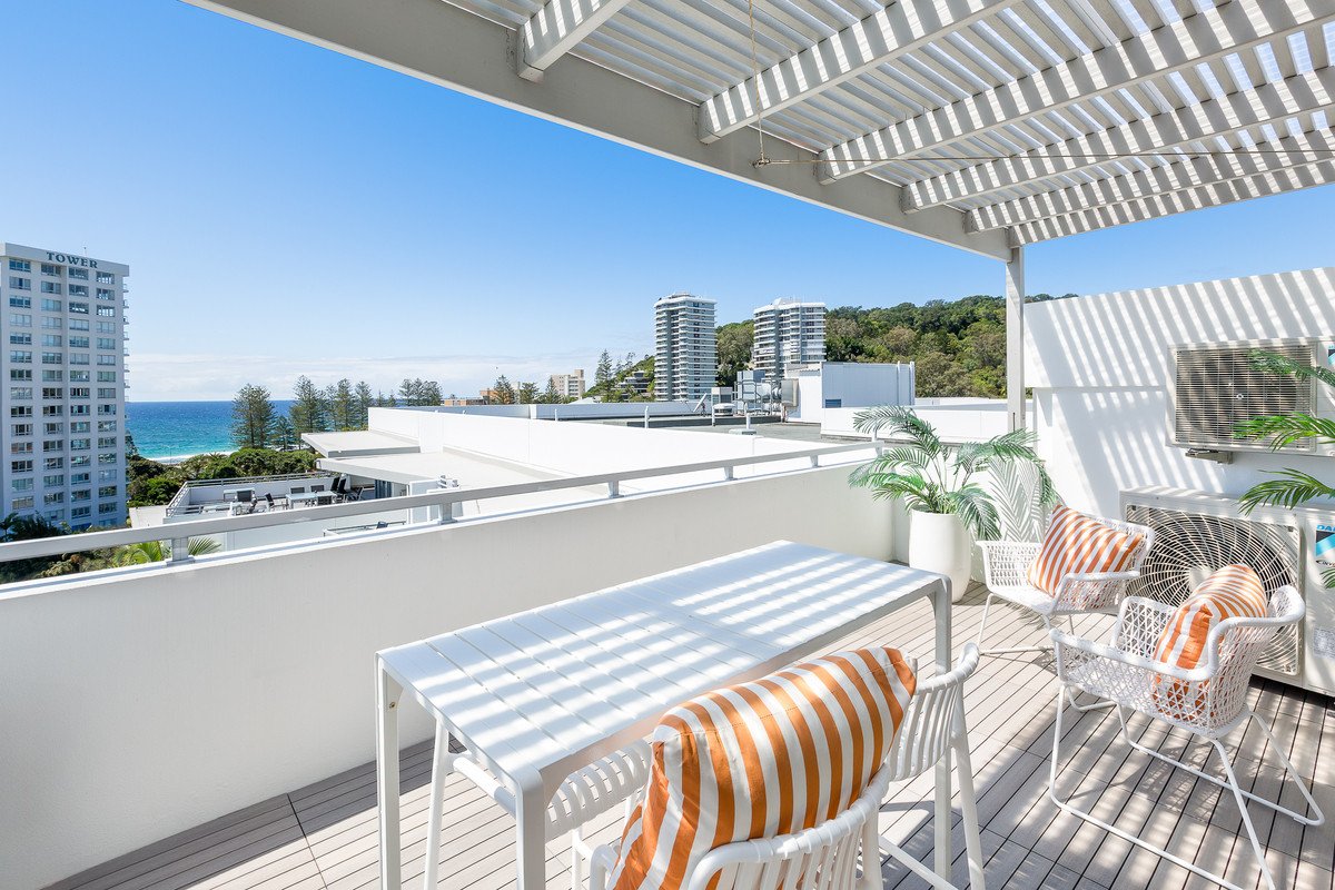 1140/1 Ocean Street BURLEIGH HEADS 5