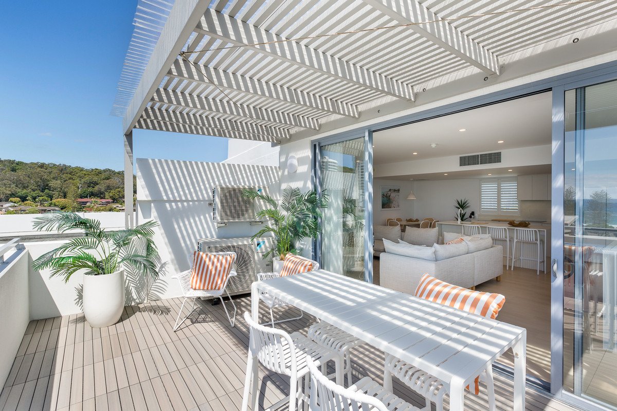 1140/1 Ocean Street BURLEIGH HEADS 6