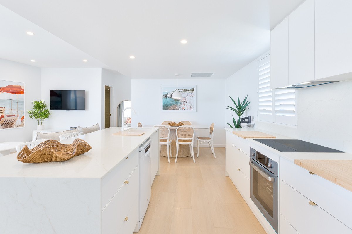 1140/1 Ocean Street BURLEIGH HEADS 7