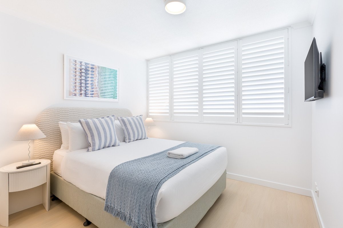 1140/1 Ocean Street BURLEIGH HEADS 19